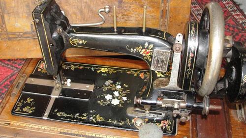 gritzner sewing machine serial number